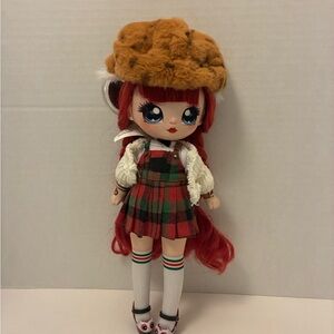 Na Na Na Surprise Teens 12 inch Fashion Doll Samantha Smartie